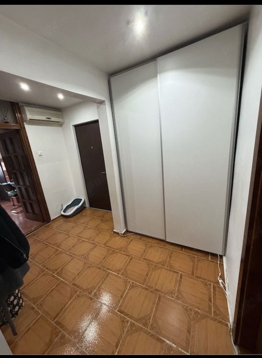 Apartament de vanzare zona lipovei !!