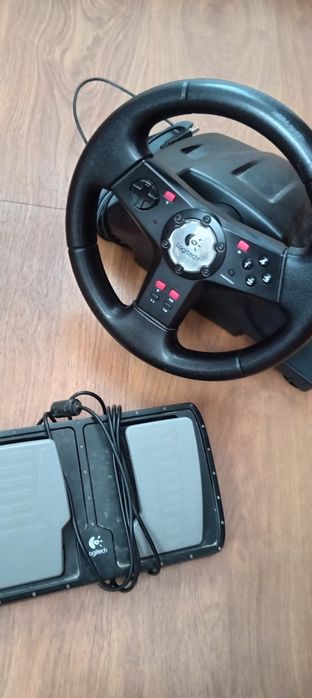 Volan/pedale Logitech