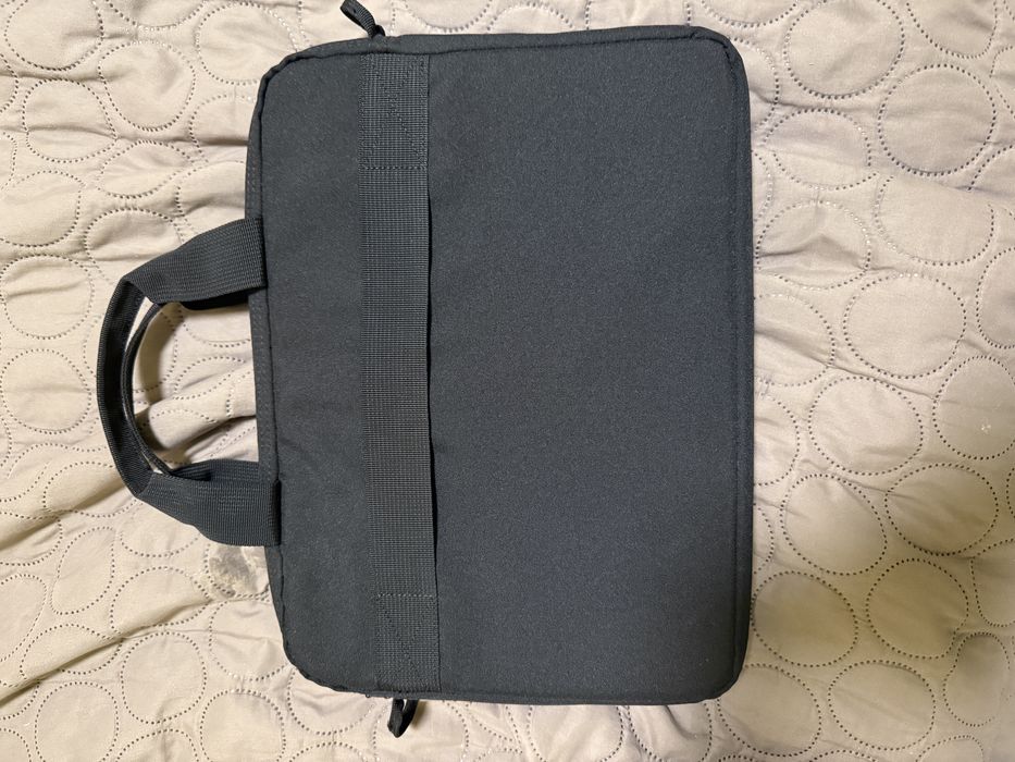 Geantă Leptop Selectline nouă..,