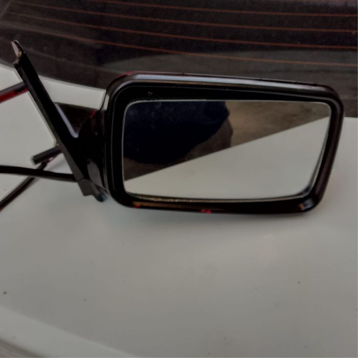 Боковое зеркало электрическое