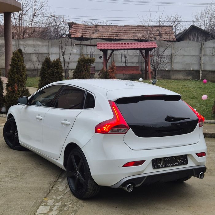 Volvo V40 R Design 2.0d 190 Hp