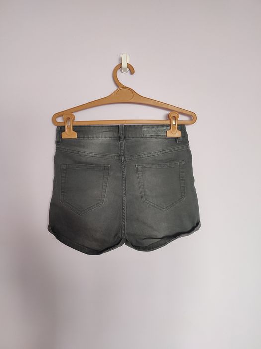 Дамски къси панталони