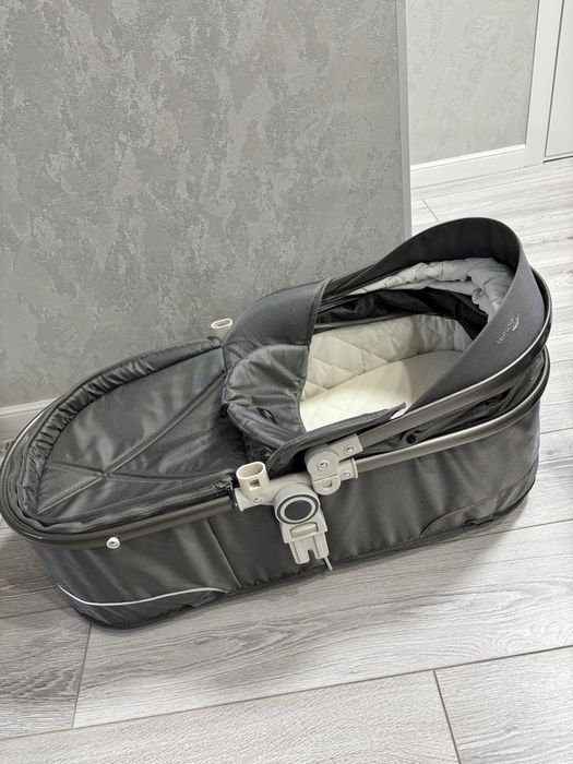 Продам коляску люльку трансформер