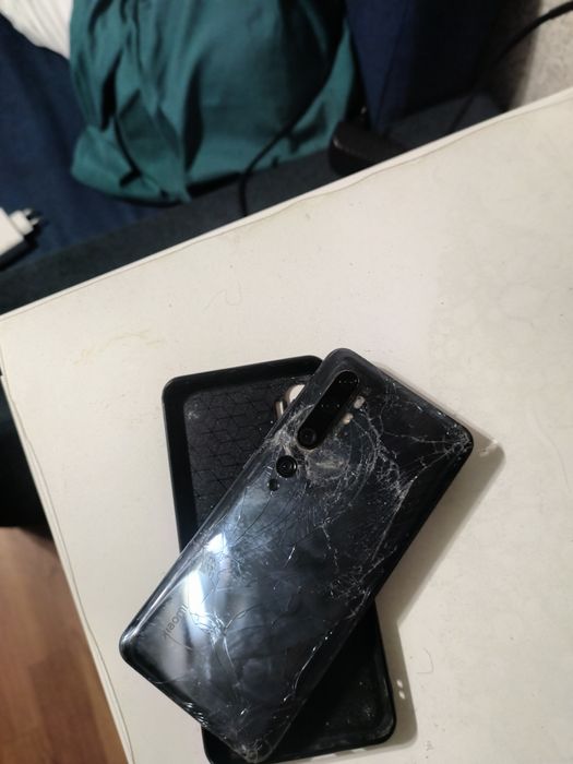 Продам телефон, есть минусы