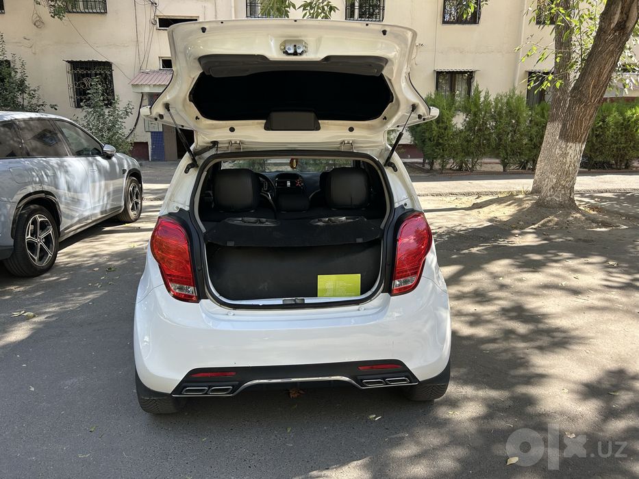 Продам chevrolet spark 2014
