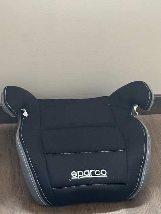 Детско столче за кола Ece R129 22-36 кг черен цвят