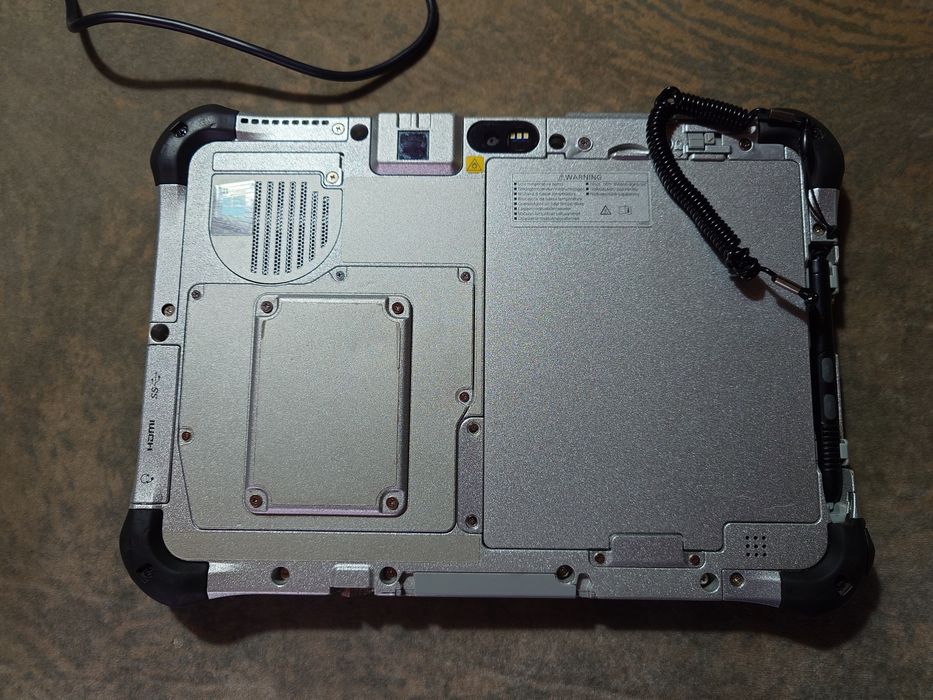 Tabelta Panasonic fz-g1 cu camera de termoviziune