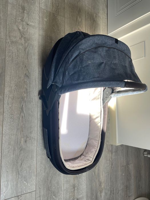 Carucior igo Mutsy, cu toate accesoriile