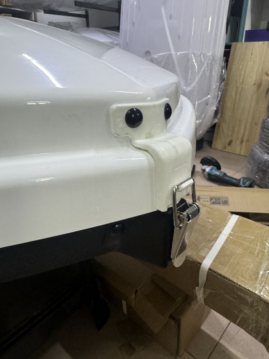 Авто бокс 550литр новый