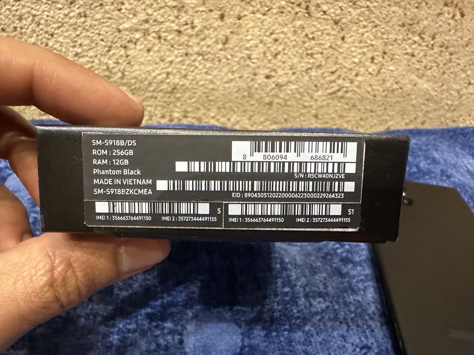 * SAMSUNG S23 Ultra оригинал одни руки в полном комплекте почти идеаль