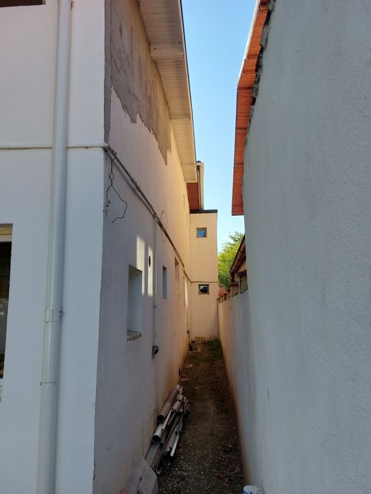 Afumați IF - casă/vilă mare, cu 8 dormitoare, 7 băi, amplasată pe DN 2