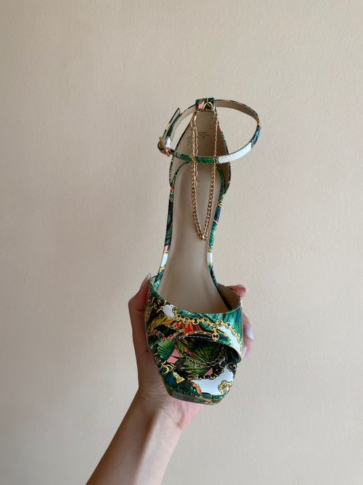 Уникални обувки Aldo на висок ток