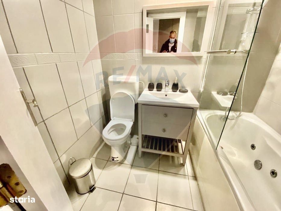 Apartament 2 camere, Universitate, metrou 20 m, mobilier MDF