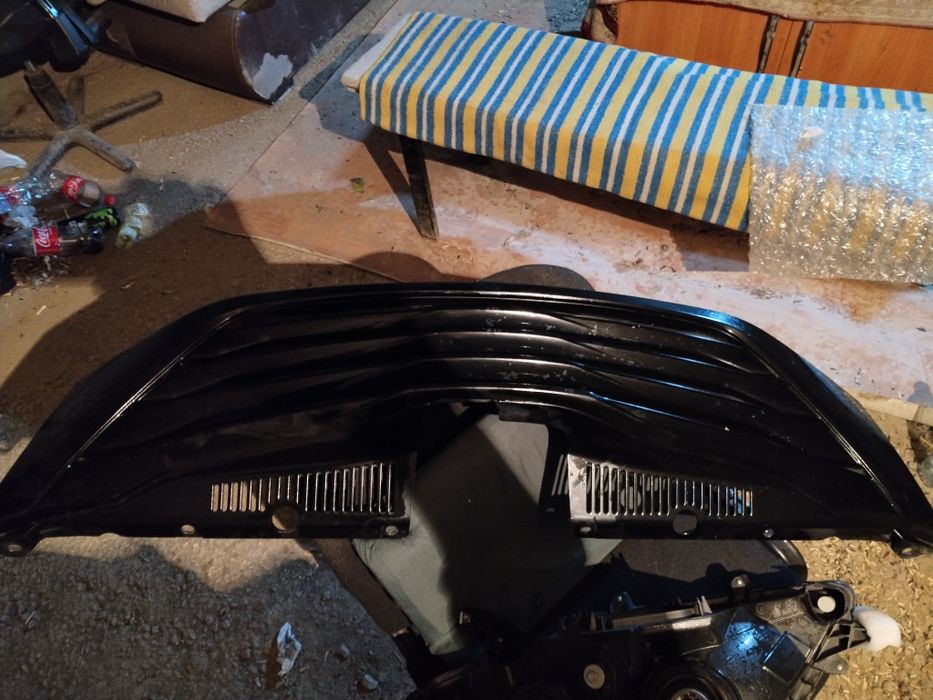 Решётка радиатора Таиота Сиена