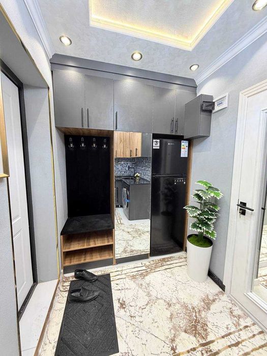 Срочноооо Продажa квартиры Мирзо Улугбек метро Район- Чиланзар 1/1/6