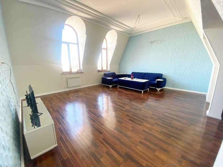 Кенг квартира+мансарда