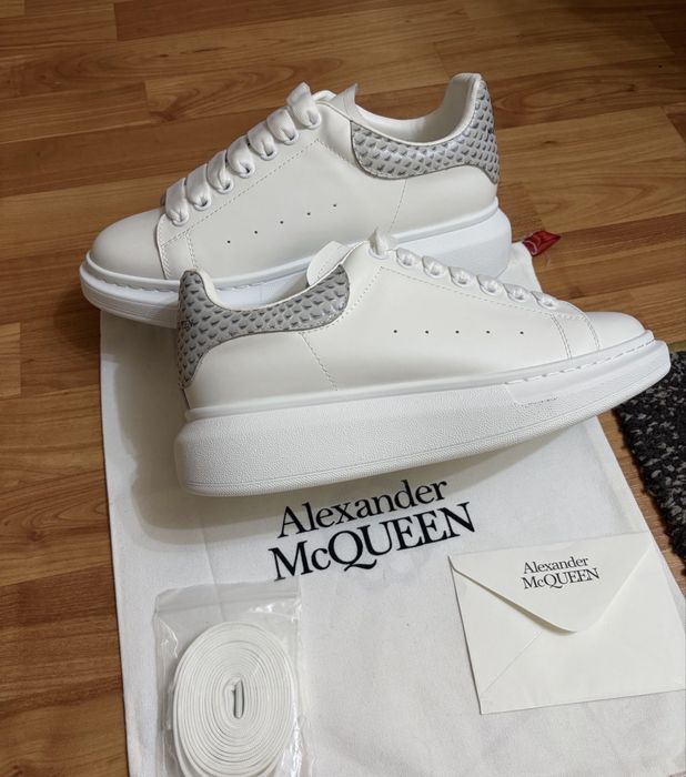 Alexander McQueen 41