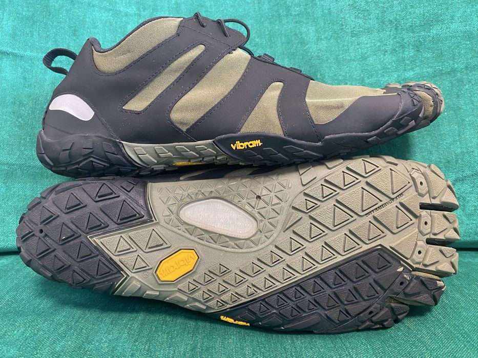 Vibram FiveFingers marimea 49 (30.5 cm)