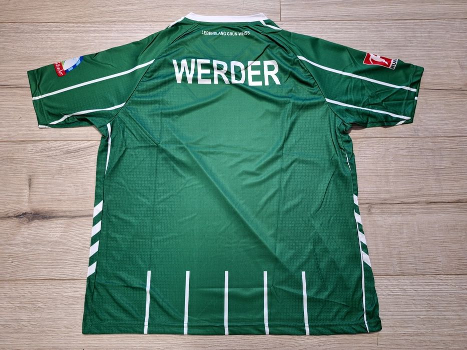 Футболна фланелка на Вердер Бремен сезон 25/26!
