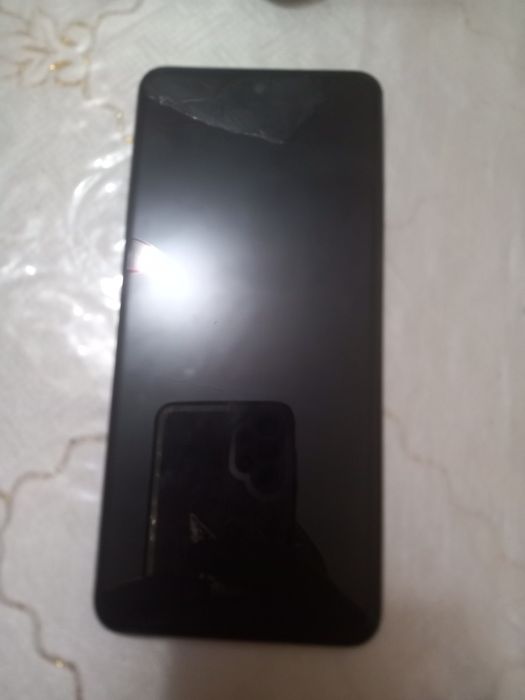Realme c-55  korobka dacument bor holati ideal