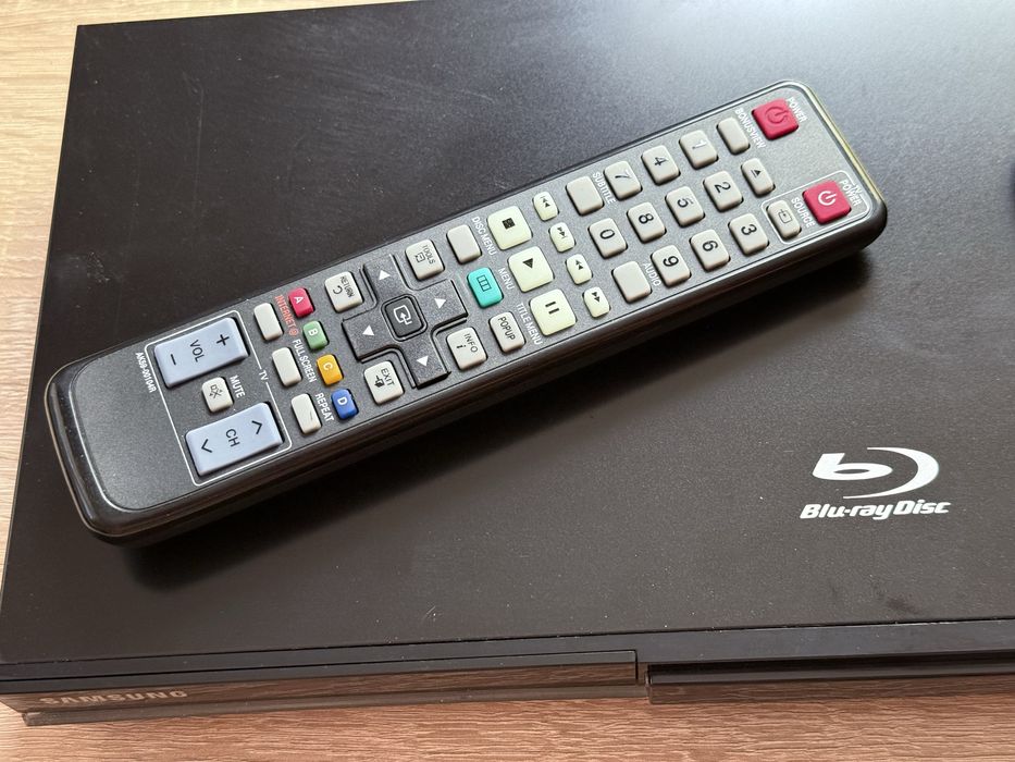 Samsung BD-C5300 Blu-ray плейър