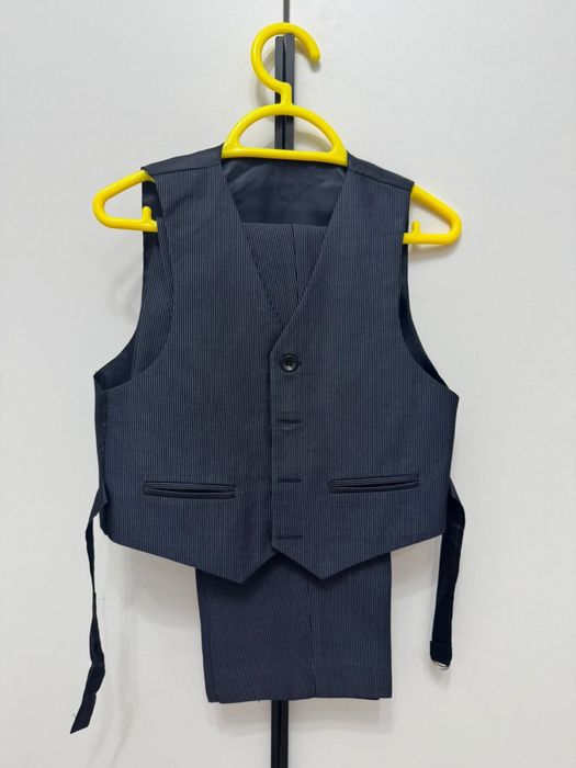 Школьная одежда в отличном состоянии