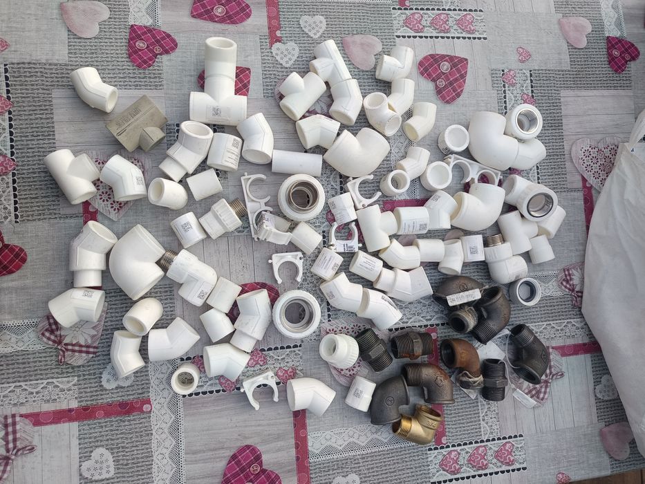 Se vinde piese de ppr noi ! Diferite dimensiuni !