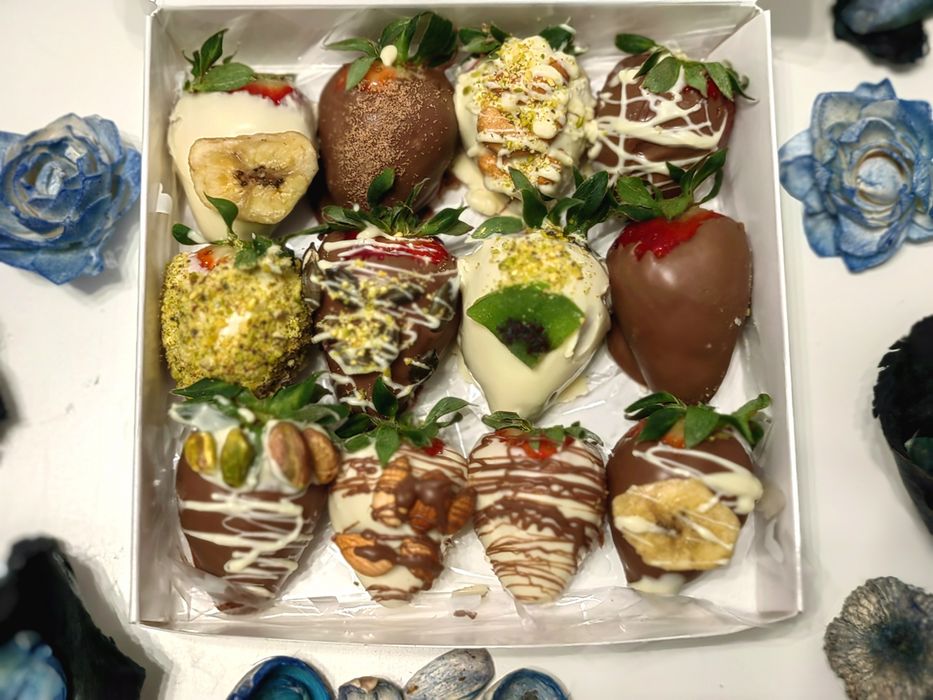 Шоколадови ягоди, подарък за любим човек