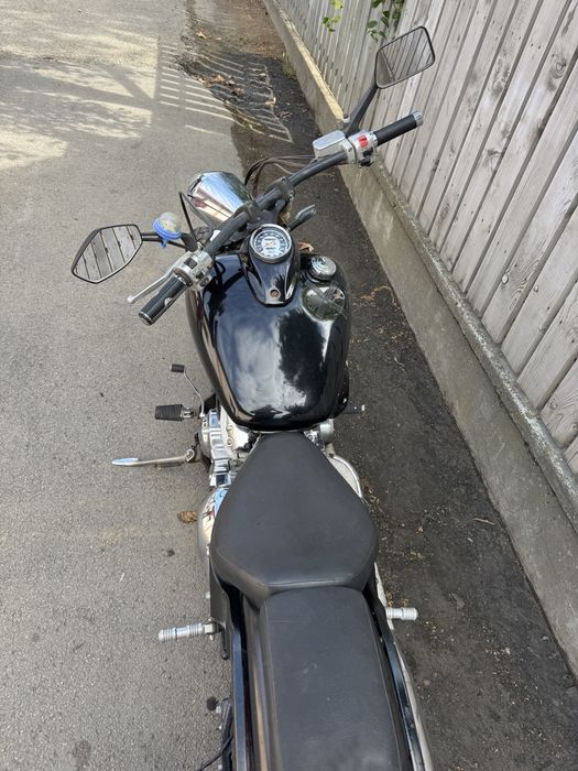 Yamaha custom bobber 650