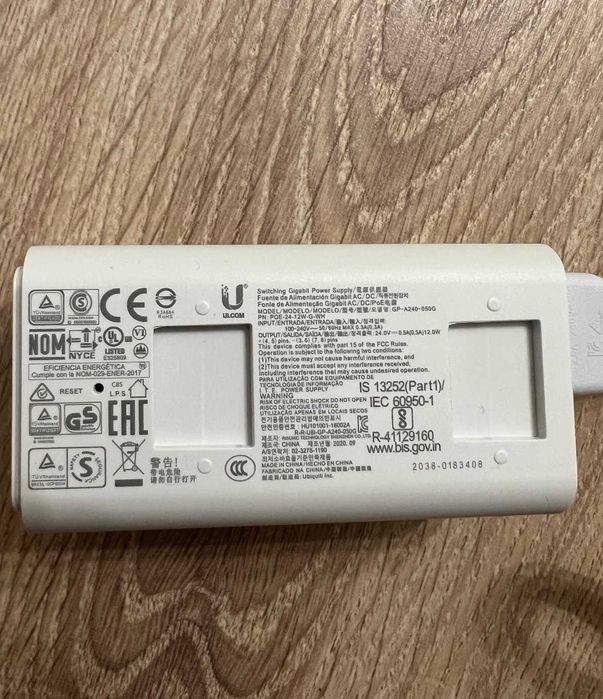 POE коммутатор Hikvision DS-3E0109P-E/M(B)