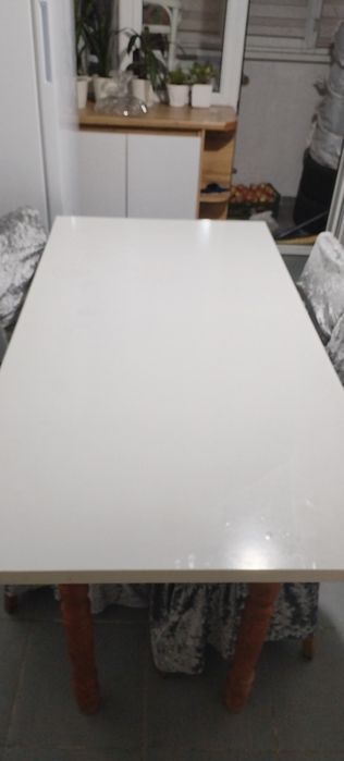 Стол кухонный...