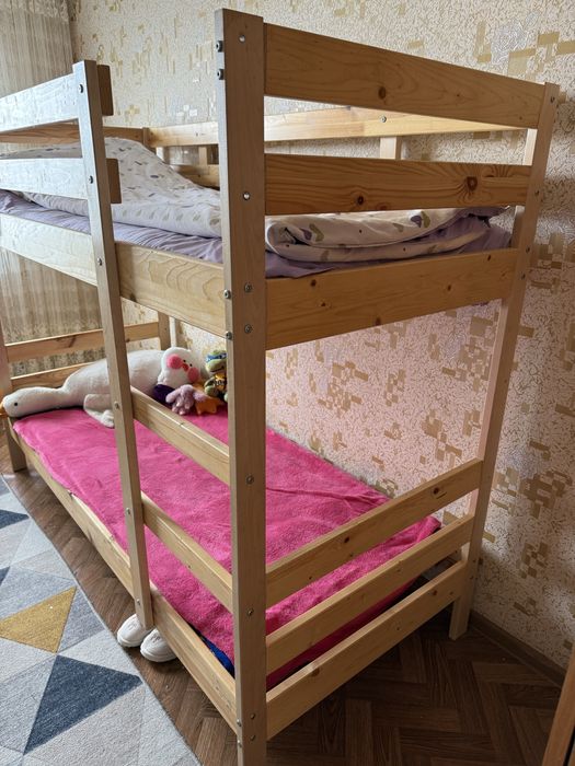 Двухярусная кровать