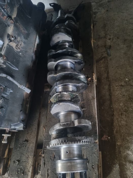 Vibrochen  motor Sisu