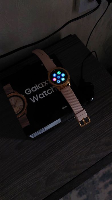 Часы Samsung Galaxy Watch