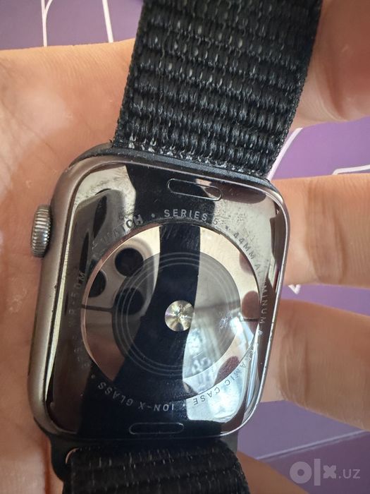 Apple watch series 5/44