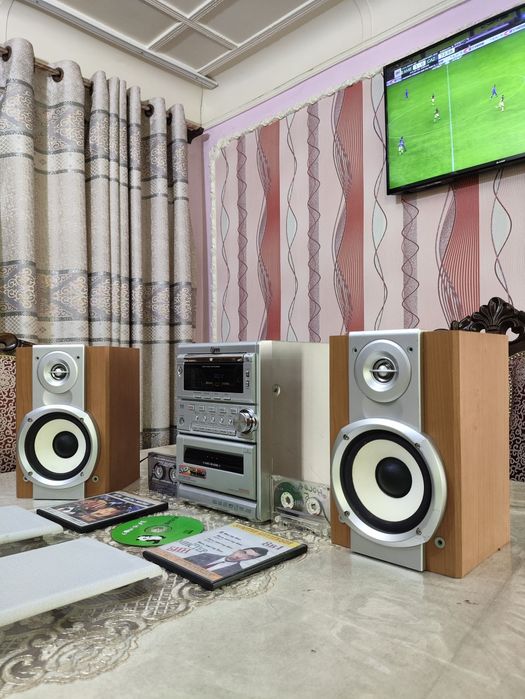Orginal LG 100% ishlaydi mini muzikalniy sentr sotiladi dvd format