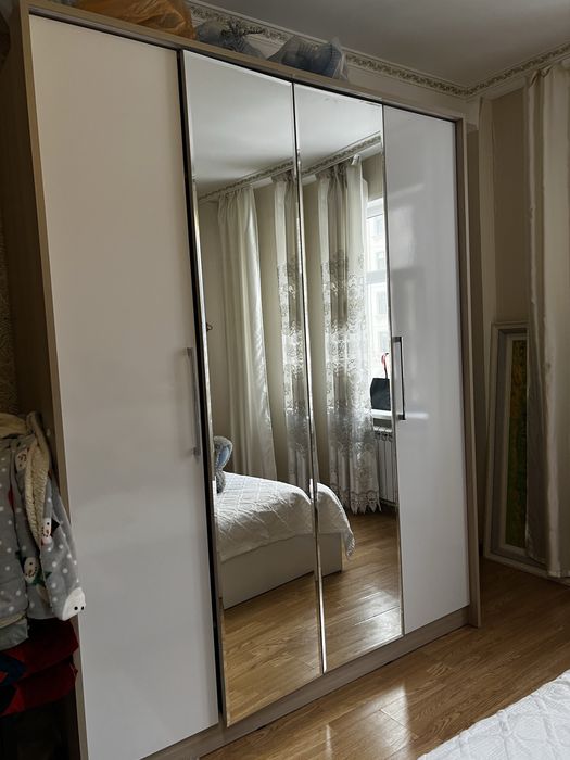 Спальный гарнитур