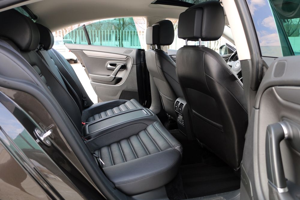 Vând volkswagen Passat CC