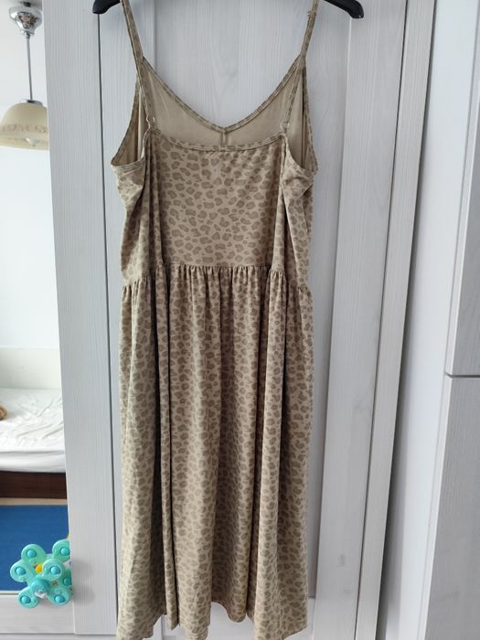 Рокли за бременни