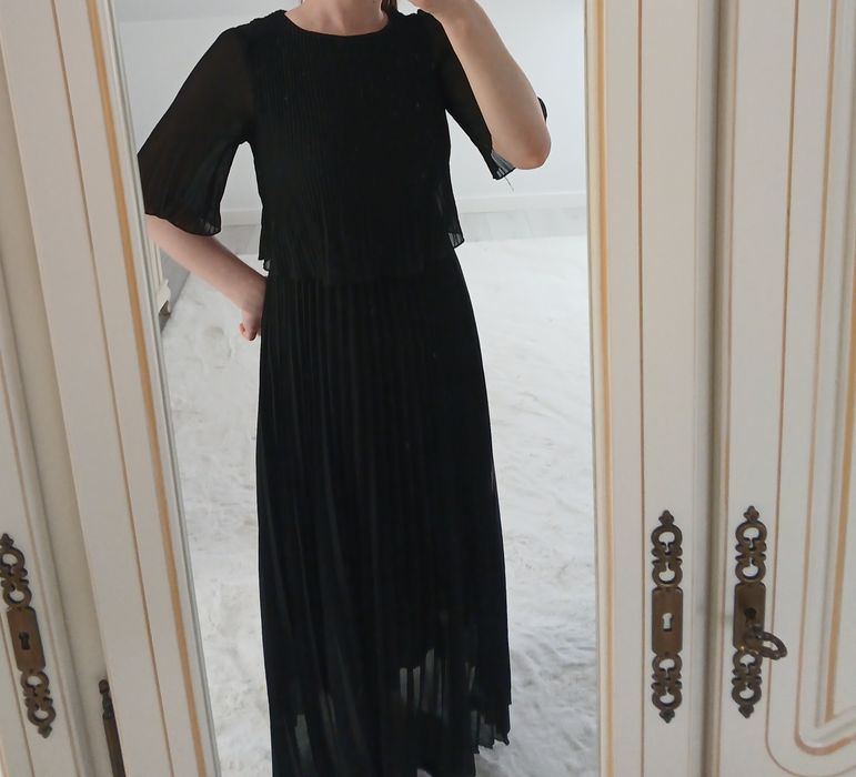 Rochie midi superbă
