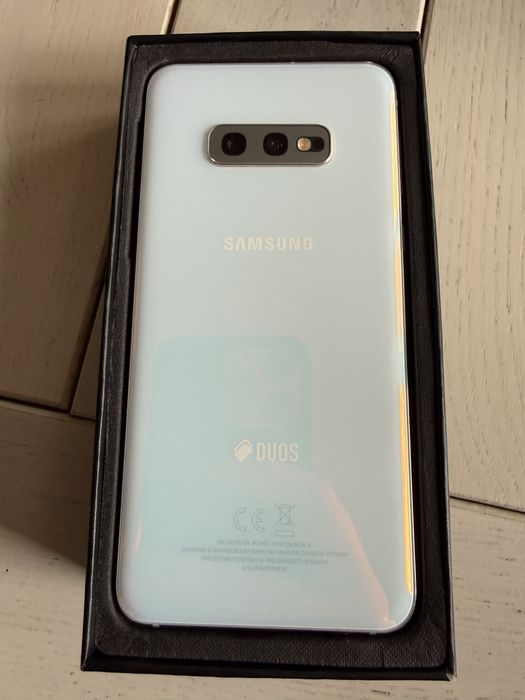 Samsung Galaxy S10e