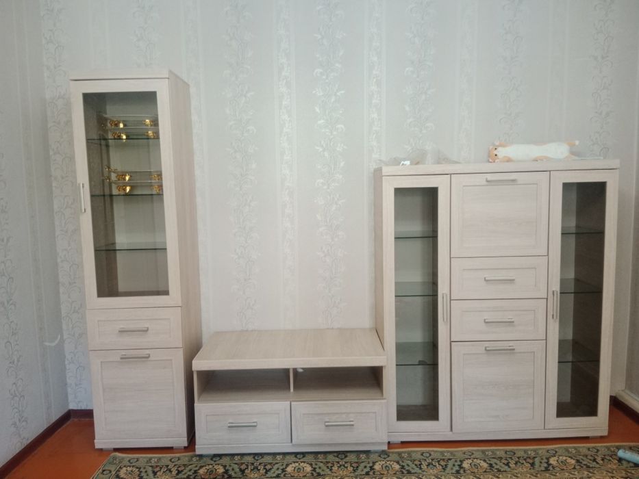 Шкаф стенка падставка