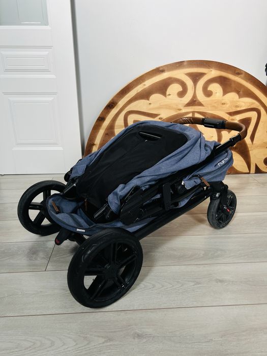 Продам коляску Nuna Tavo