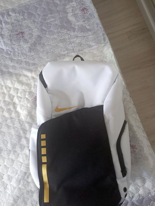 Продам сумку Naik elite