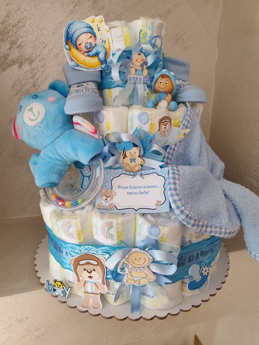 Торта от памперси PAMPERS PREMIUM CARE 2