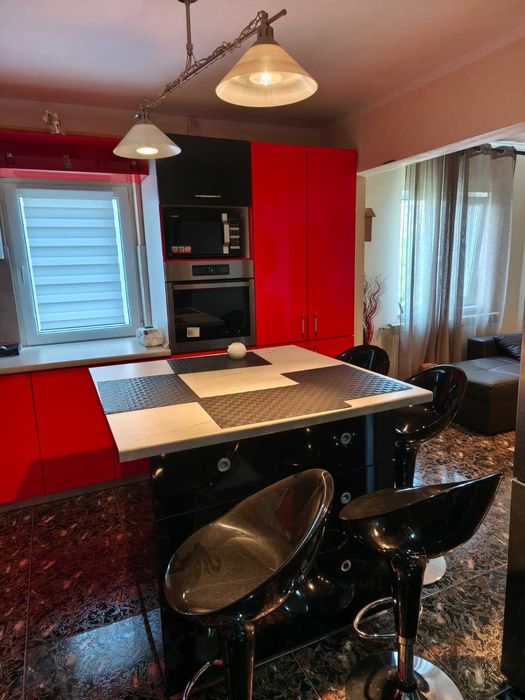 Apartament 4 camere complet mobilat