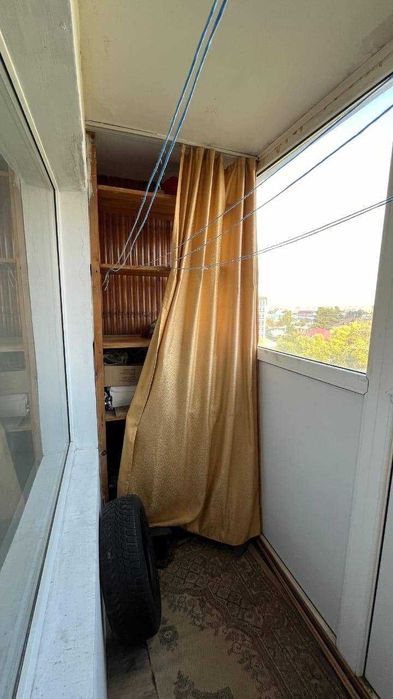 Продаётся трёхкомнатная квартира