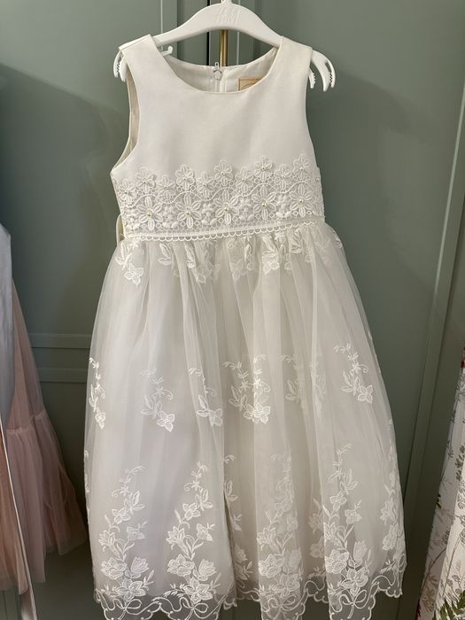 Платья нарядные на девочку