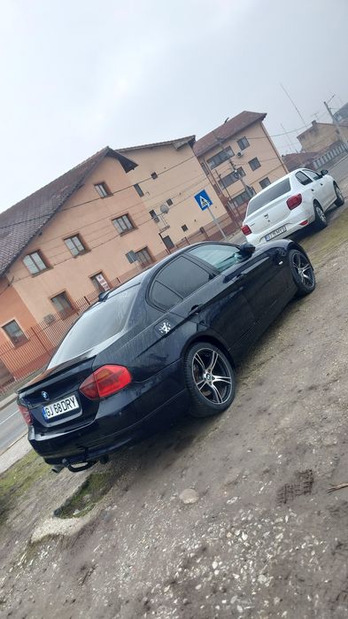 Vând BMW seria 3