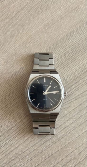 Часы кварцевые Tissot сталь